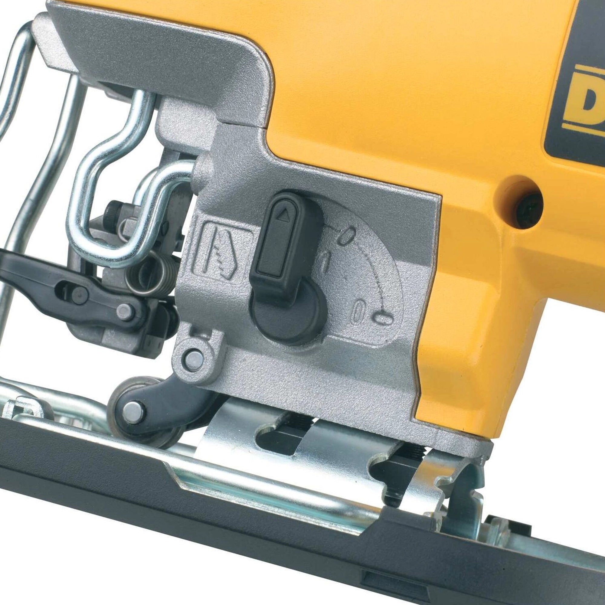 Seghetto alternativo Dewalt DW341K-QS 550W